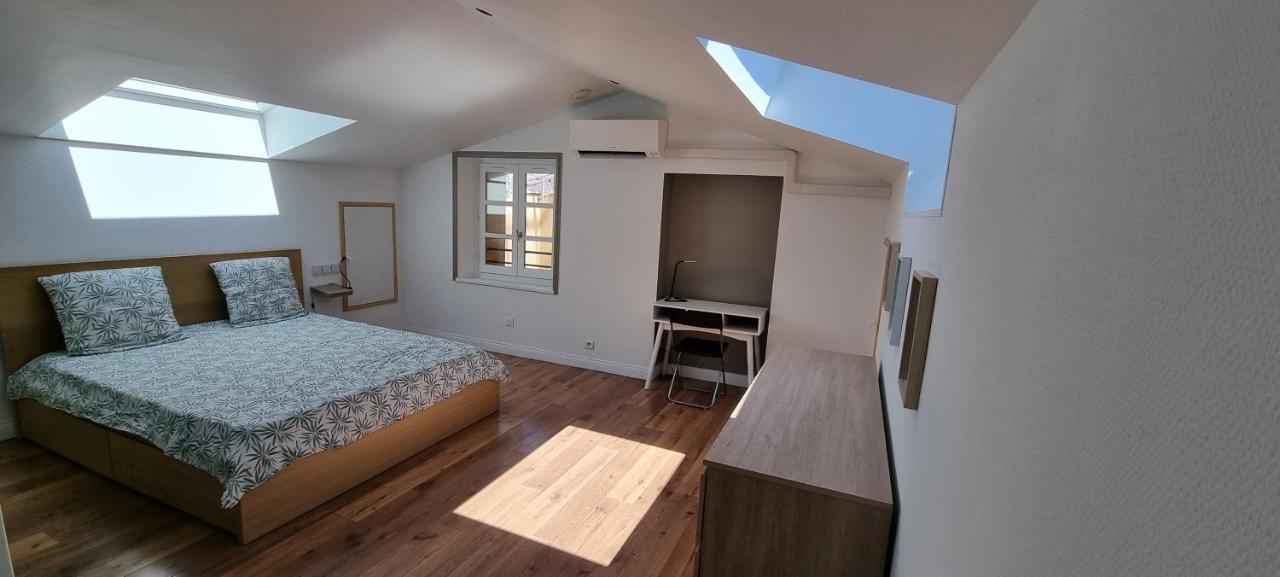Loft 80M2 En Plein Coeur De La Vieille Ville 3 Etoiles Tulon Zewnętrze zdjęcie