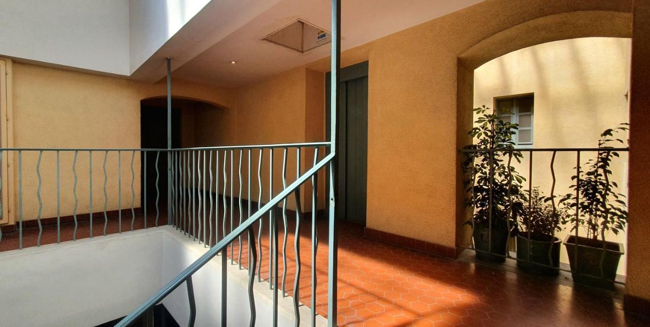 Loft 80M2 En Plein Coeur De La Vieille Ville 3 Etoiles Tulon Zewnętrze zdjęcie
