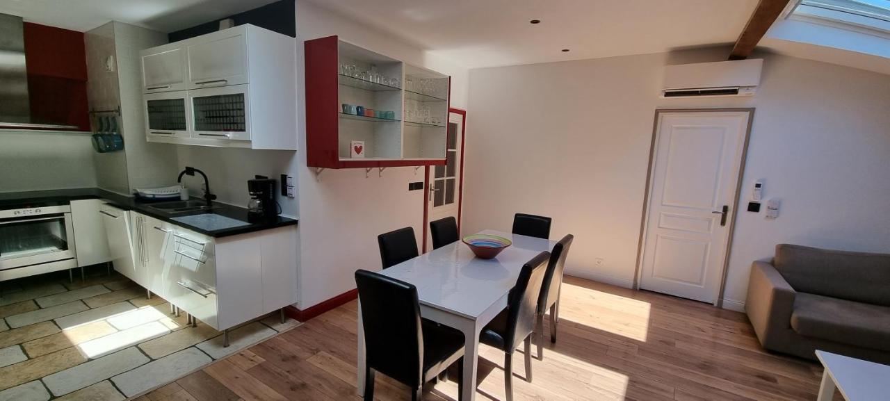 Loft 80M2 En Plein Coeur De La Vieille Ville 3 Etoiles Tulon Zewnętrze zdjęcie